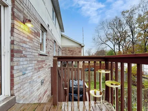 8 Croker Drive E Ajax ON L1S 7T3