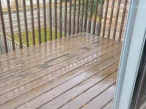 8 Croker Drive E Ajax ON L1S 7T3