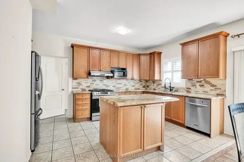 26 Peacock Crescent Ajax ON L1T 0C6