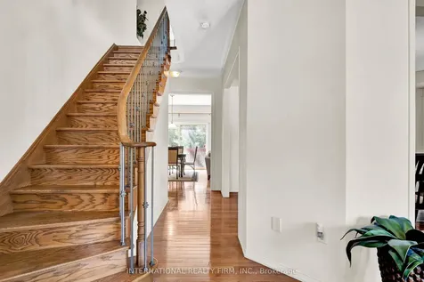 26 Peacock Crescent Ajax ON L1T 0C6