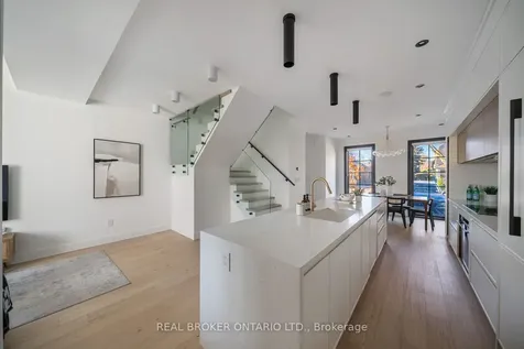 203 Oak Park Avenue Toronto ON M4C 4N2