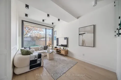 203 Oak Park Avenue Toronto ON M4C 4N2