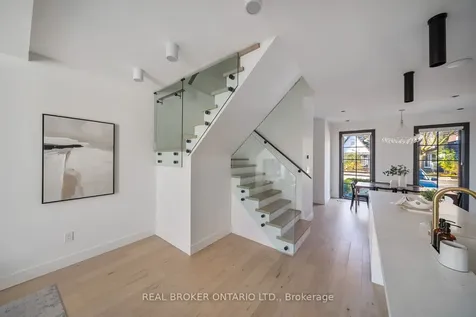 203 Oak Park Avenue Toronto ON M4C 4N2