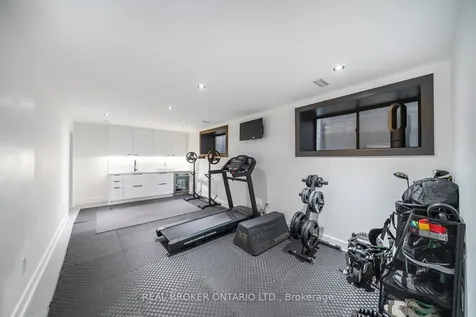 203 Oak Park Avenue Toronto ON M4C 4N2