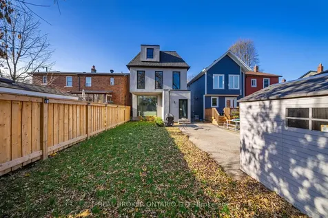 203 Oak Park Avenue Toronto ON M4C 4N2