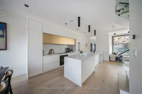 203 Oak Park Avenue Toronto ON M4C 4N2