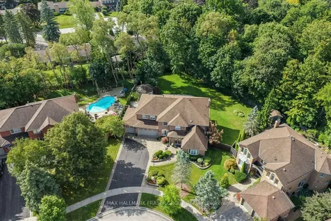 37 Leah Crescent Ajax ON L1T 3J2