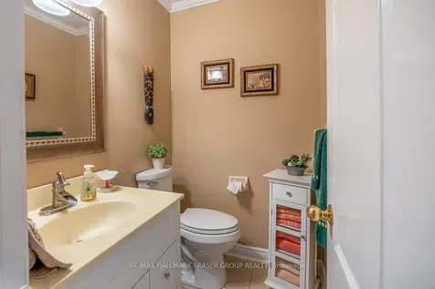 37 Leah Crescent Ajax ON L1T 3J2