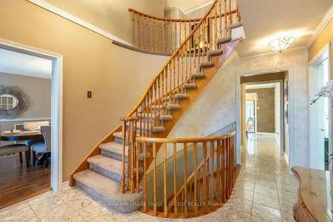 37 Leah Crescent Ajax ON L1T 3J2