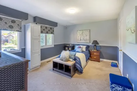 37 Leah Crescent Ajax ON L1T 3J2