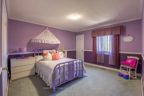 37 Leah Crescent Ajax ON L1T 3J2