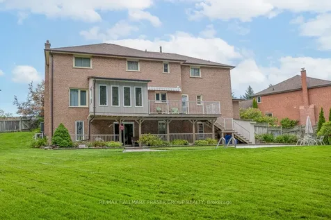 37 Leah Crescent Ajax ON L1T 3J2