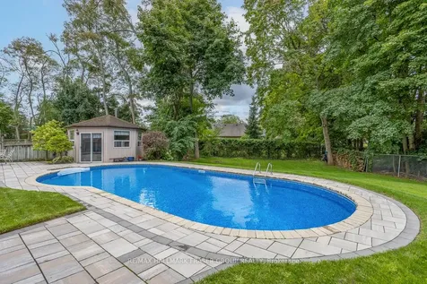 37 Leah Crescent Ajax ON L1T 3J2