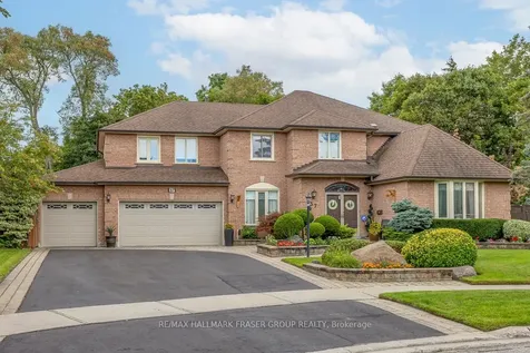 37 Leah Crescent Ajax ON L1T 3J2