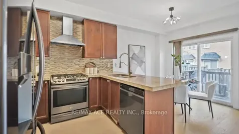 63 Westray Crescent Ajax ON L1Z 0B3