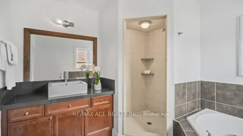 63 Westray Crescent Ajax ON L1Z 0B3