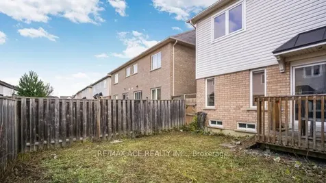 63 Westray Crescent Ajax ON L1Z 0B3