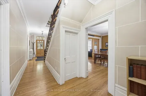 27 Old Kingston Road Toronto ON M1E 3J6