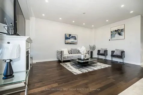 68 Hurst Drive Ajax ON L1T 0N8