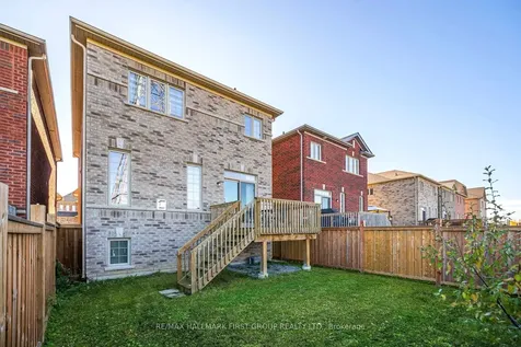 68 Hurst Drive Ajax ON L1T 0N8