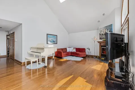 58 Ontoro Boulevard Ajax ON L1Z 1X6