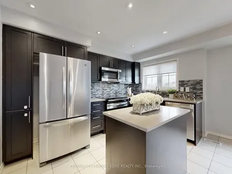 423 Rossland Road E Ajax ON L1Z 0M7