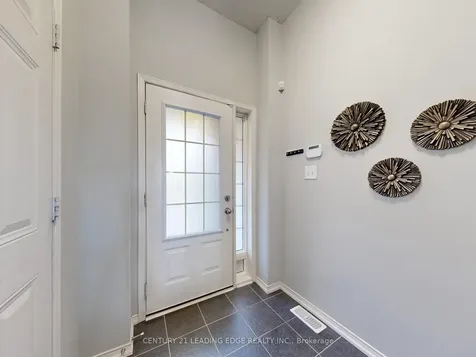 423 Rossland Road E Ajax ON L1Z 0M7