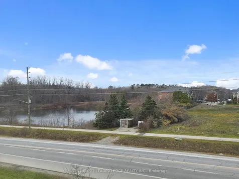 423 Rossland Road E Ajax ON L1Z 0M7