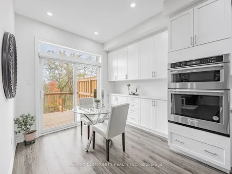 49 Hickling Lane N Ajax ON L1T 0P9