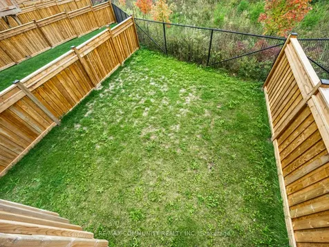 49 Hickling Lane N Ajax ON L1T 0P9