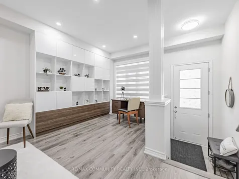 49 Hickling Lane N Ajax ON L1T 0P9