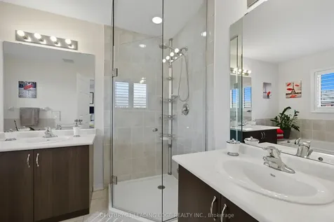 14 Drayton Avenue Ajax ON L1T 0N9