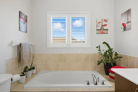 14 Drayton Avenue Ajax ON L1T 0N9