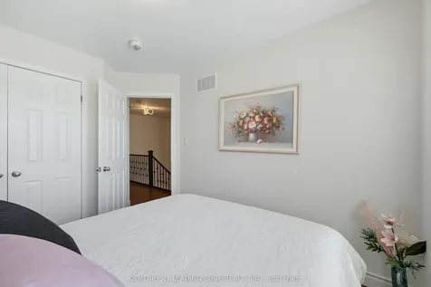 14 Drayton Avenue Ajax ON L1T 0N9