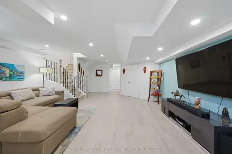 14 Drayton Avenue Ajax ON L1T 0N9