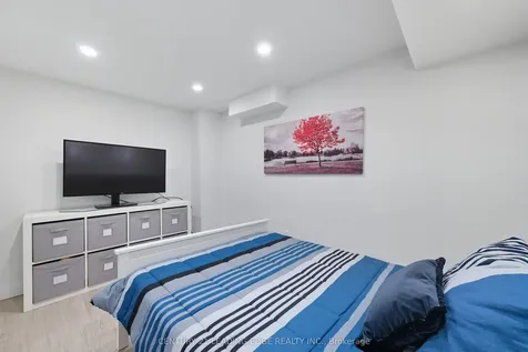 14 Drayton Avenue Ajax ON L1T 0N9