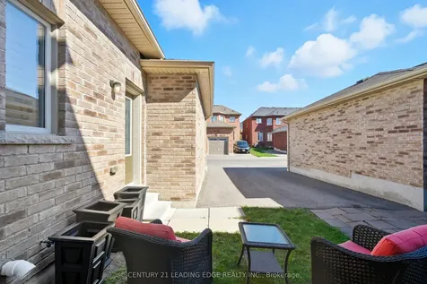 14 Drayton Avenue Ajax ON L1T 0N9