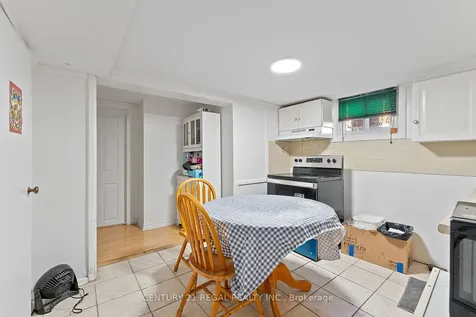 106 Flora Drive Toronto ON M1P 1A8