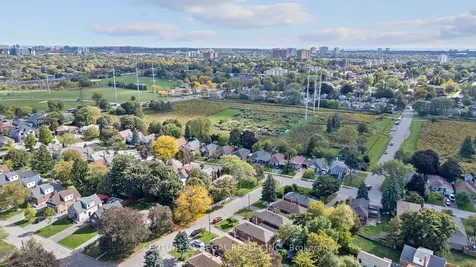 106 Flora Drive Toronto ON M1P 1A8