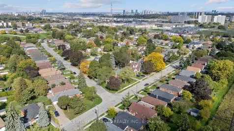 106 Flora Drive Toronto ON M1P 1A8