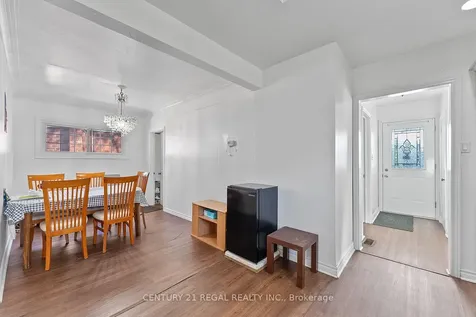 106 Flora Drive Toronto ON M1P 1A8