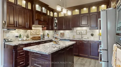 14 Coyle Street Ajax ON L1T 0A2