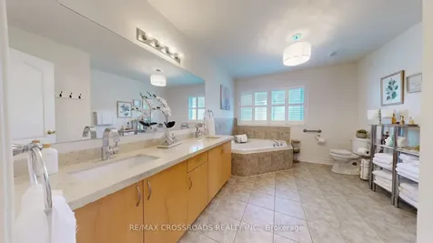 14 Coyle Street Ajax ON L1T 0A2