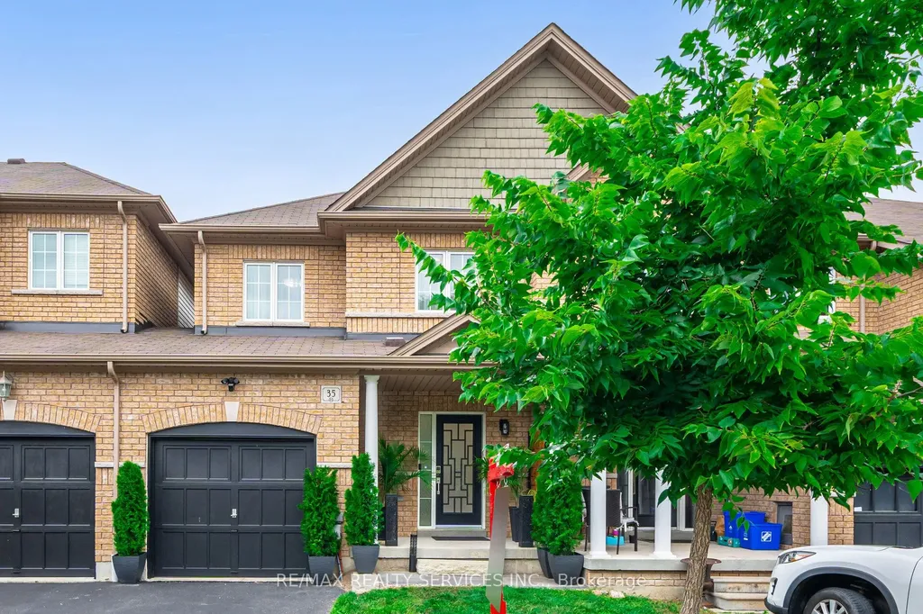 35 Luce Drive Ajax ON L1Z 0K2