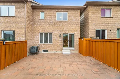 35 Luce Drive Ajax ON L1Z 0K2