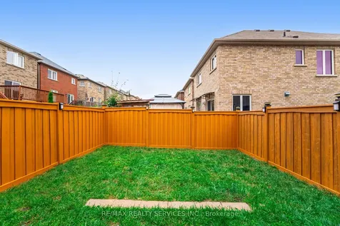 35 Luce Drive Ajax ON L1Z 0K2