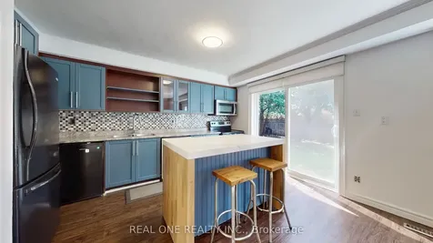 68 Large Crescent Ajax ON L1T 2T1