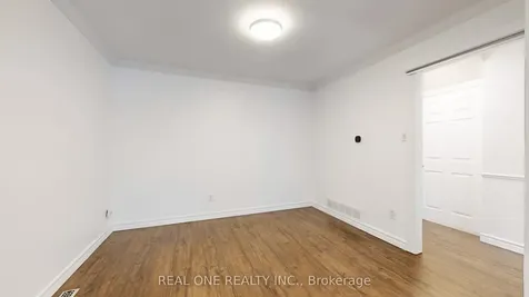 68 Large Crescent Ajax ON L1T 2T1