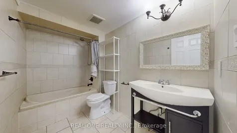 68 Large Crescent Ajax ON L1T 2T1