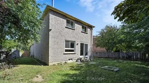 68 Large Crescent Ajax ON L1T 2T1